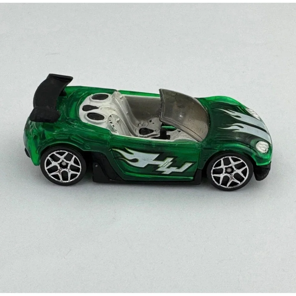 Hot Wheels Trak-Tune 2003 Translucent Green‎ White Flames 143 Diecast Tuner Car
